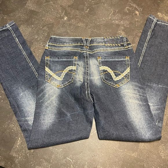 Zanadi Blue Jeans - Picture 3 of 4